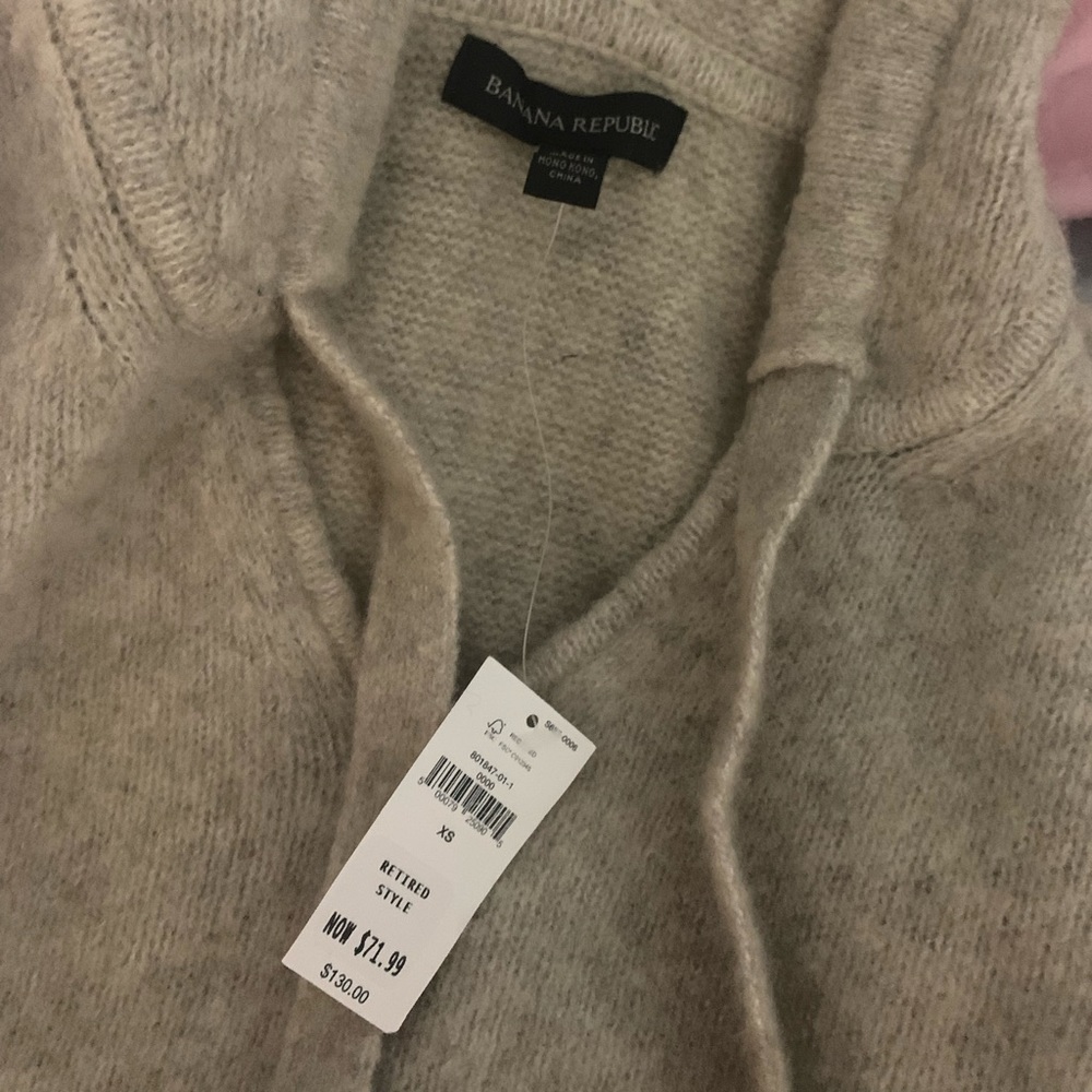Banana republic sweater